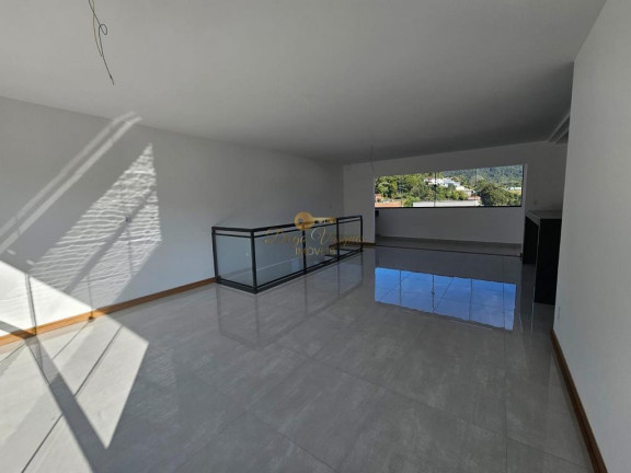 Imagem Casa com 3 Quartos à Venda, 142 m² em Alto - Teresópolis Imagem Casa com 3 Quartos à Venda, 142 m² em Alto - Teresópolis