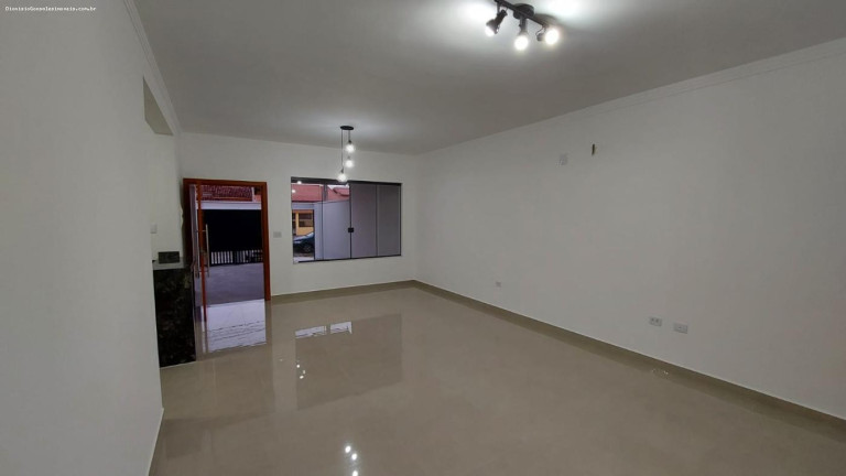 Imagem Casa com 3 Quartos à Venda, 130 m² em Balneário Oásis - Peruíbe