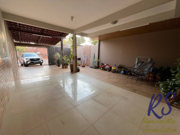 Sobrado com 3 Quartos à Venda, 133 m² em Jardim Das Hortências - Goiânia