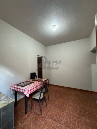 Imagem Casa com 2 Quartos à Venda, 100 m² em Montes Claros Imagem Casa com 2 Quartos à Venda, 100 m² em Montes Claros