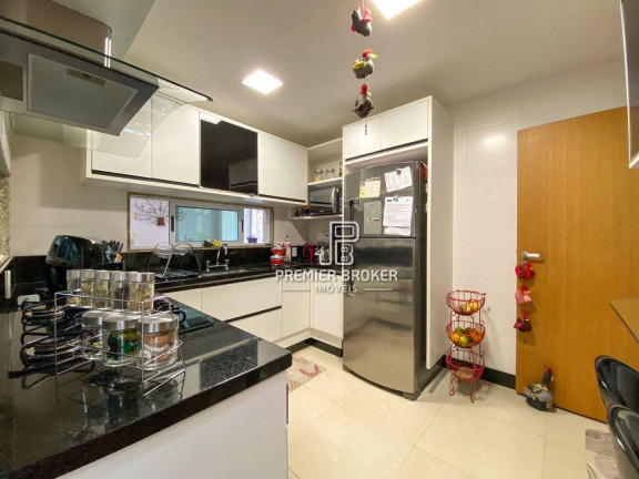 Imagem Casa com 4 Quartos à Venda, 180 m² em Várzea - Teresópolis Imagem Casa com 4 Quartos à Venda, 180 m² em Várzea - Teresópolis