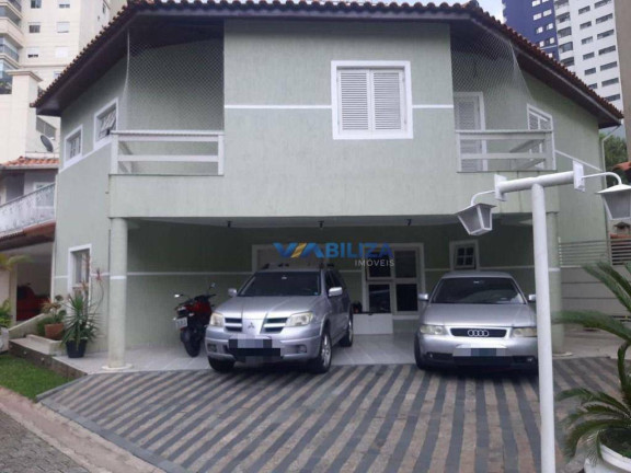 Sobrado com 4 Quartos à Venda ou Locação, 240 m² em Vila Rosália - Guarulhos