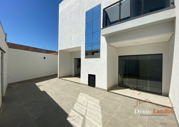 Casa com 3 Quartos à Venda, 115 m² em Ibituruna - Montes Claros
