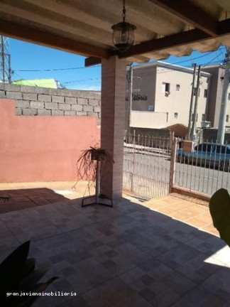Imagem Casa à Venda, em Centro - Ibiúna Imagem Casa à Venda, em Centro - Ibiúna