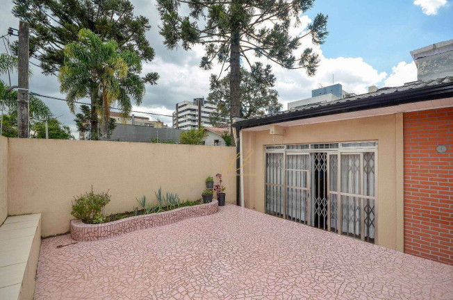 Imagem Casa com 4 Quartos à Venda, 193 m² em água Verde - Curitiba Imagem Casa com 4 Quartos à Venda, 193 m² em água Verde - Curitiba
