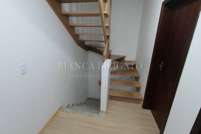 Imagem Sobrado com 3 Quartos à Venda, 185 m² em Loteamento Marinoni - Almirante Tamandaré Imagem Sobrado com 3 Quartos à Venda, 185 m² em Loteamento Marinoni - Almirante Tamandaré