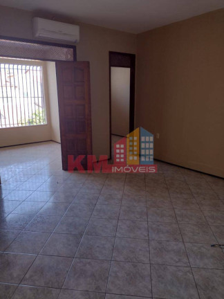 Imagem Casa com 3 Quartos à Venda, 186 m² em Centro - Aracati Imagem Casa com 3 Quartos à Venda, 186 m² em Centro - Aracati