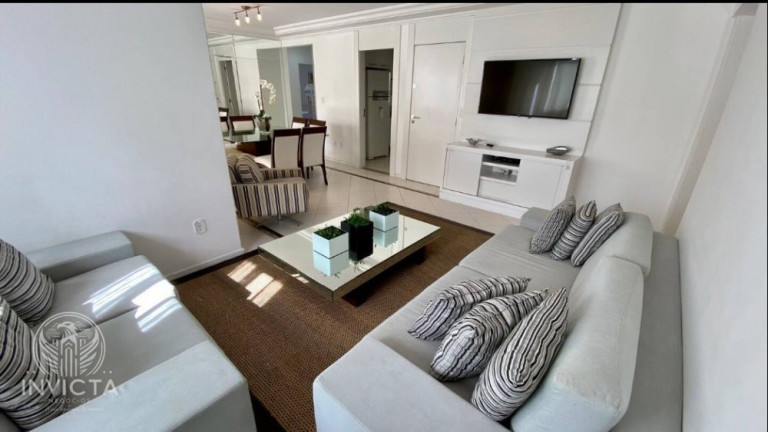 Imagem Apartamento com 5 Quartos à Venda, 195 m² em Centro - Balneário Camboriú Imagem Apartamento com 5 Quartos à Venda, 195 m² em Centro - Balneário Camboriú