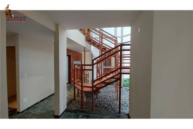 Imagem Casa com 3 Quartos para Alugar, 420 m² em Vila Nova Conceição - São Paulo Imagem Casa com 3 Quartos para Alugar, 420 m² em Vila Nova Conceição - São Paulo