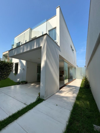 Imagem Casa com 3 Quartos à Venda, 230 m² em Colônia Terra Nova - Manaus Imagem Casa com 3 Quartos à Venda, 230 m² em Colônia Terra Nova - Manaus