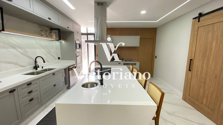 Imagem Casa com 3 Quartos à Venda, 243 m² em Jardim Oriente - São José Dos Campos Imagem Casa com 3 Quartos à Venda, 243 m² em Jardim Oriente - São José Dos Campos