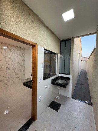 Imagem Casa com 3 Quartos à Venda, 96 m² em Residencial Barravento - Goiânia Imagem Casa com 3 Quartos à Venda, 96 m² em Residencial Barravento - Goiânia