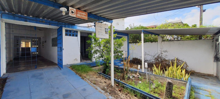 Imagem Casa com 4 Quartos à Venda, 350 m² em Afogados - Recife Imagem Casa com 4 Quartos à Venda, 350 m² em Afogados - Recife