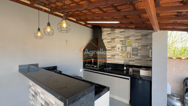 Imagem Casa com 3 Quartos à Venda, 160 m² em Jardim Santa Clara - Mogi Mirim Imagem Casa com 3 Quartos à Venda, 160 m² em Jardim Santa Clara - Mogi Mirim