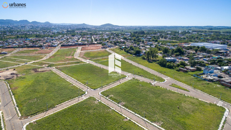 Imagem Terreno à Venda, 758 m² em Pinheiro Machado - Santa Maria Imagem Terreno à Venda, 758 m² em Pinheiro Machado - Santa Maria