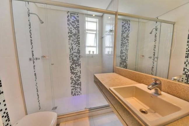Imagem Apartamento com 2 Quartos à Venda, 75 m² em Rio Branco - Porto Alegre