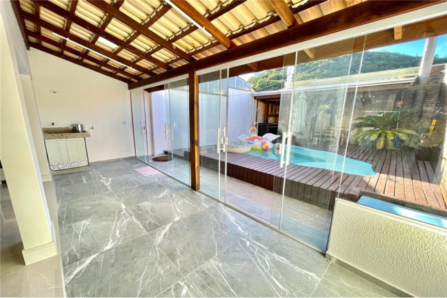 Imagem Casa com 3 Quartos à Venda,  em Barra - Balneário Camboriú