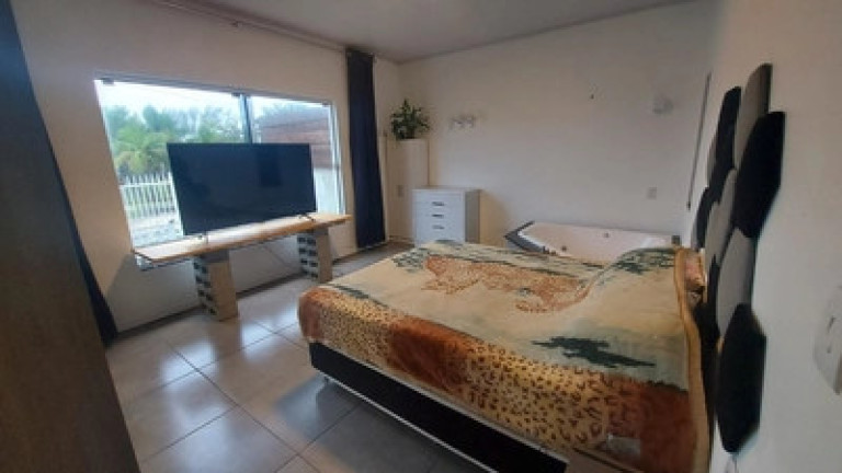 Imagem Casa com 3 Quartos à Venda, em Zona Norte - Capão Da Canoa Imagem Casa com 3 Quartos à Venda, em Zona Norte - Capão Da Canoa