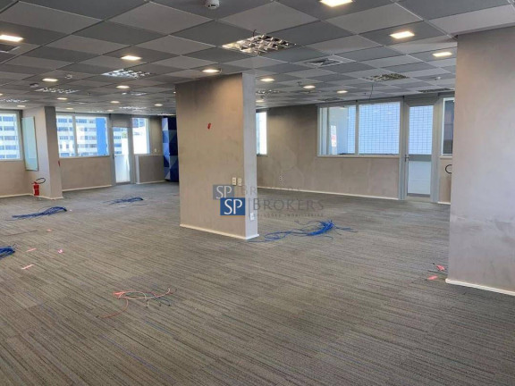 Imagem Sala Comercial à Venda ou Locação, 392 m² em Pinheiros - São Paulo