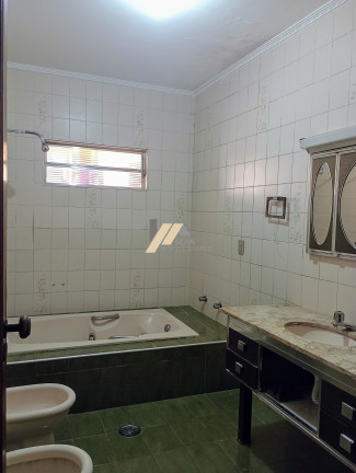 Imagem Casa com 3 Quartos à Venda, 340 m² em Cambuí - Campinas Imagem Casa com 3 Quartos à Venda, 340 m² em Cambuí - Campinas