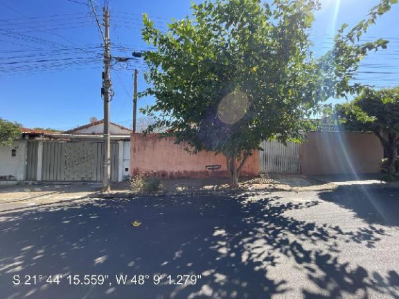 Casa com 2 Quartos à Venda, 250 m² em Jardim Roberto Selmi Dei - Araraquara