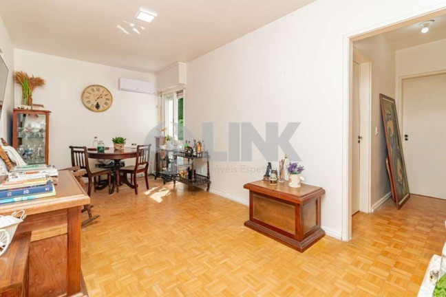 Imagem Apartamento com 2 Quartos à Venda, 72 m² em Menino Deus - Porto Alegre
