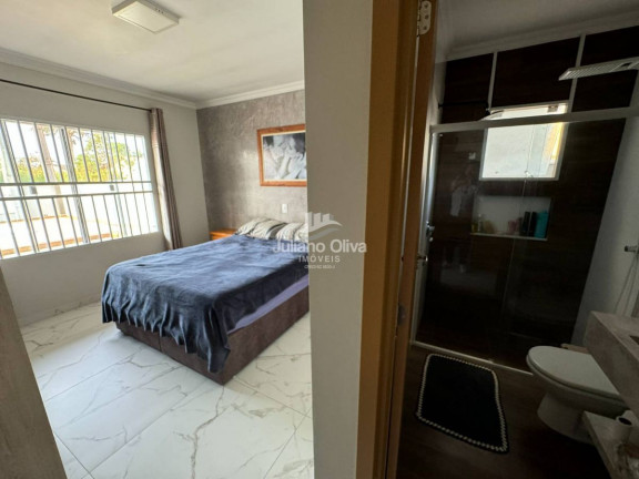 Imagem Casa com 4 Quartos à Venda, 196 m² em Barra Do Sai - Itapoá