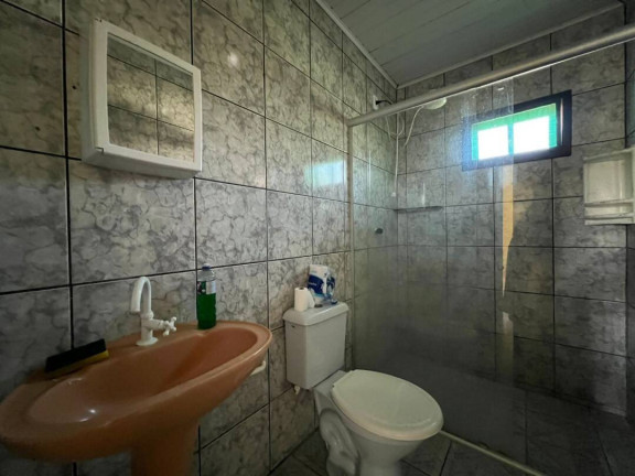 Imagem Casa com 3 Quartos à Venda, 100 m² em Centro - Balneário Barra Do Sul Imagem Casa com 3 Quartos à Venda, 100 m² em Centro - Balneário Barra Do Sul