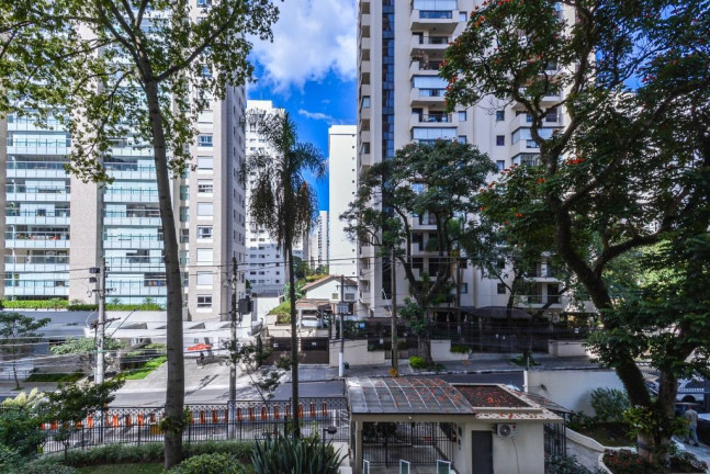 Imagem Apartamento com 3 Quartos à Venda, 176 m² em Moema - São Paulo Imagem Apartamento com 3 Quartos à Venda, 176 m² em Moema - São Paulo
