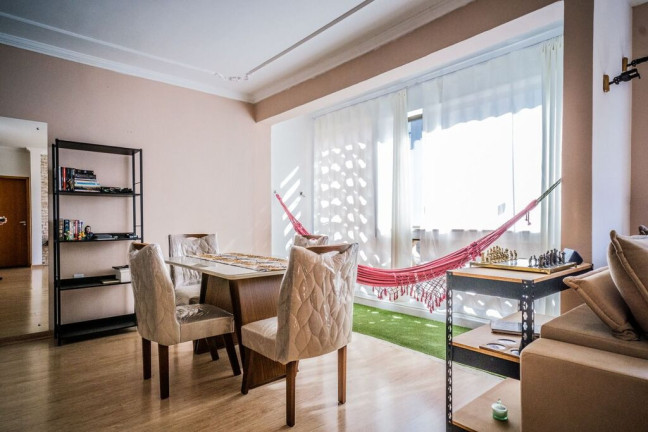 Imagem Apartamento com 2 Quartos à Venda, 90 m² em São João - Porto Alegre Imagem Apartamento com 2 Quartos à Venda, 90 m² em São João - Porto Alegre