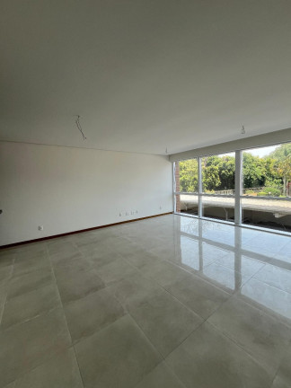 Imagem Imóvel com 3 Quartos à Venda, 114 m² em Petrópolis - Porto Alegre Imagem Imóvel com 3 Quartos à Venda, 114 m² em Petrópolis - Porto Alegre