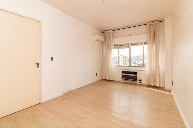 Imagem Apartamento com 3 Quartos à Venda, 78 m² em Centro Histórico - Porto Alegre Imagem Apartamento com 3 Quartos à Venda, 78 m² em Centro Histórico - Porto Alegre