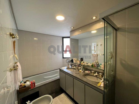 Imagem Apartamento com 3 Quartos à Venda, 220 m² em Itaim Bibi - São Paulo Imagem Apartamento com 3 Quartos à Venda, 220 m² em Itaim Bibi - São Paulo
