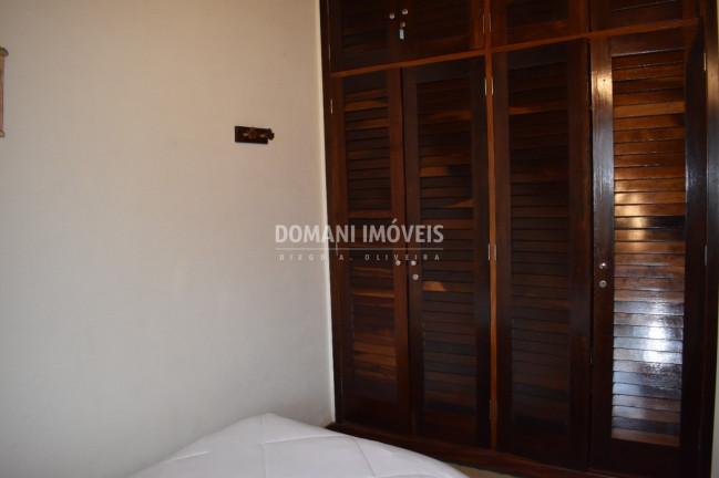 Imagem Casa com 4 Quartos à Venda, 196 m² em Região Do Alto Da Vila Inglesa - Campos Do Jordão Imagem Casa com 4 Quartos à Venda, 196 m² em Região Do Alto Da Vila Inglesa - Campos Do Jordão