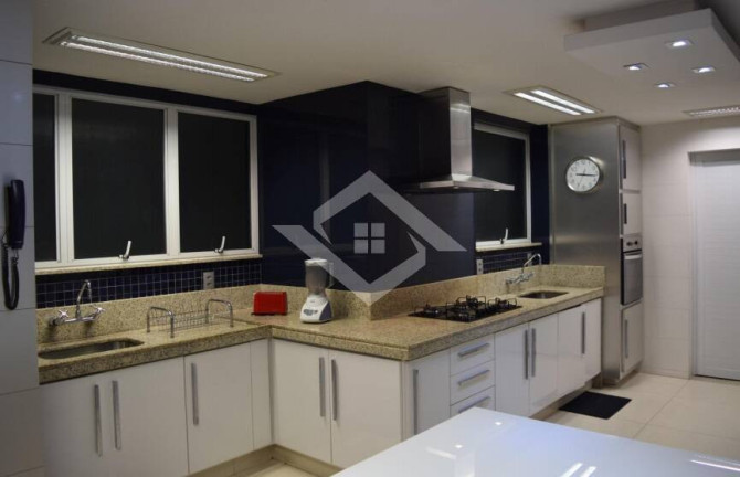 Imagem Apartamento com 7 Quartos à Venda, 350 m² em Copacabana - Rio De Janeiro Imagem Apartamento com 7 Quartos à Venda, 350 m² em Copacabana - Rio De Janeiro