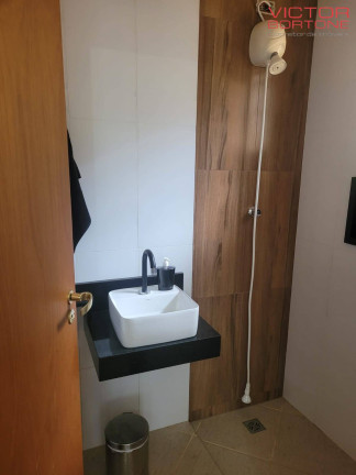 Imagem Casa com 3 Quartos à Venda, 280 m² em Vila Lavinia - Mogi Das Cruzes Imagem Casa com 3 Quartos à Venda, 280 m² em Vila Lavinia - Mogi Das Cruzes