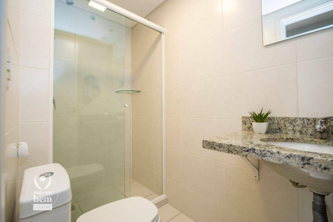 Imagem Apartamento com 2 Quartos à Venda, 67 m² em Guaíra - Curitiba