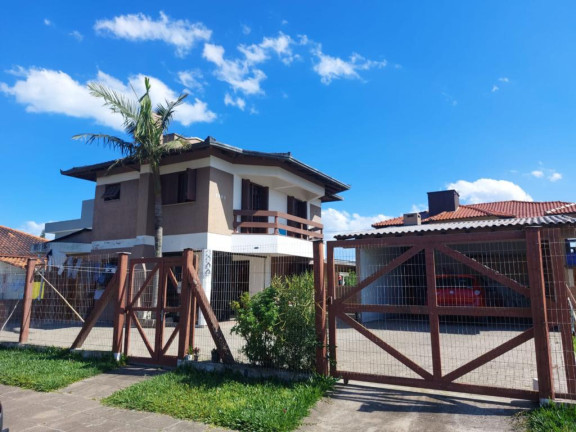 Sobrado com 2 Quartos à Venda,  em Capão Novo - Capao Da Canoa