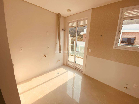 Imagem Apartamento com 3 Quartos à Venda, 191 m² em Bombas - Bombinhas