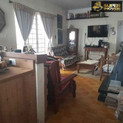 Imagem Casa com 2 Quartos à Venda, 200 m² em Três Vendas - Pelotas
