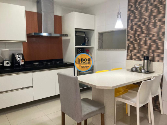 Imagem Casa com 9 Quartos à Venda, 340 m² em Centro - Limoeiro Imagem Casa com 9 Quartos à Venda, 340 m² em Centro - Limoeiro