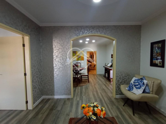 Imagem Casa com 3 Quartos à Venda, 375 m² Imagem Casa com 3 Quartos à Venda, 375 m²