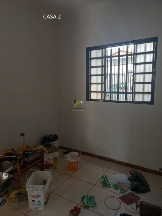Imagem Casa com 2 Quartos à Venda, 67 m²