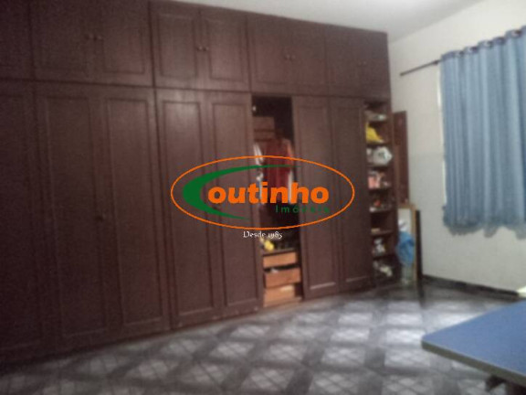 Imagem Casa com 5 Quartos à Venda, 520 m² em Grajaú - Rio De Janeiro Imagem Casa com 5 Quartos à Venda, 520 m² em Grajaú - Rio De Janeiro