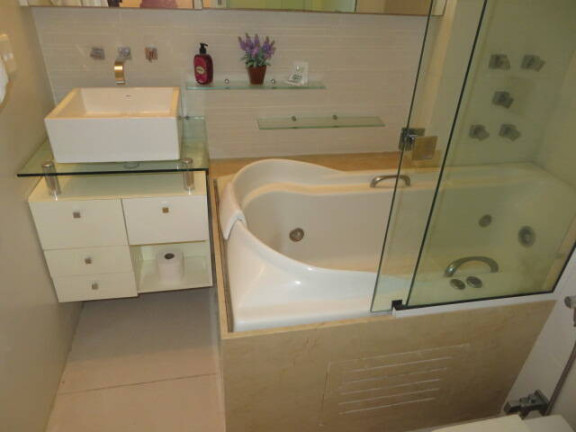 Imagem Apartamento com 2 Quartos à Venda, em Ipanema - Rio De Janeiro Imagem Apartamento com 2 Quartos à Venda, em Ipanema - Rio De Janeiro