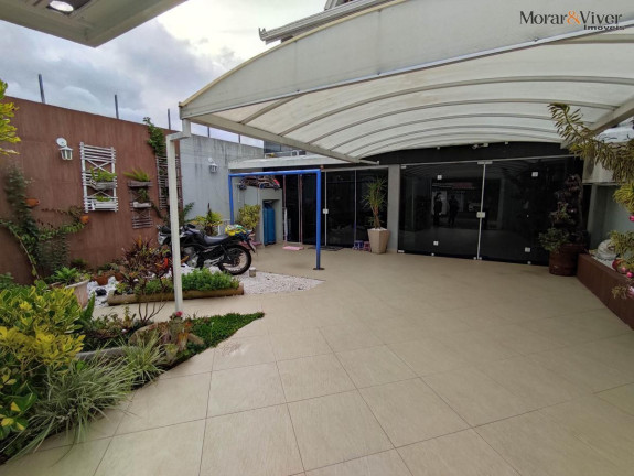 Imagem Sobrado com 3 Quartos à Venda, 310 m² em Sitio Cercado - Curitiba Imagem Sobrado com 3 Quartos à Venda, 310 m² em Sitio Cercado - Curitiba