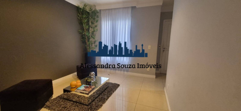 Imagem Casa com 4 Quartos à Venda, 180 m² em Tamboré - Santana De Parnaíba