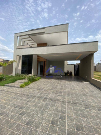 Casa com 3 Quartos à Venda, 209 m² em Centro - São José Do Rio Preto