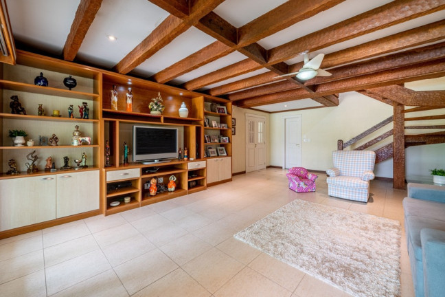 Imagem Casa com 4 Quartos à Venda, 480 m² em Belém Novo - Porto Alegre Imagem Casa com 4 Quartos à Venda, 480 m² em Belém Novo - Porto Alegre