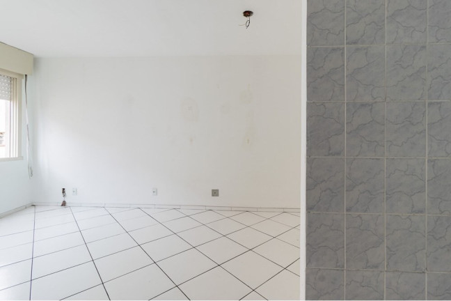 Imagem Imóvel com 1 Quarto à Venda, 27 m² em Jardim Leopoldina - Porto Alegre Imagem Imóvel com 1 Quarto à Venda, 27 m² em Jardim Leopoldina - Porto Alegre